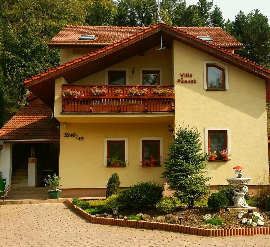 Villa Psenek Banka Exterior foto